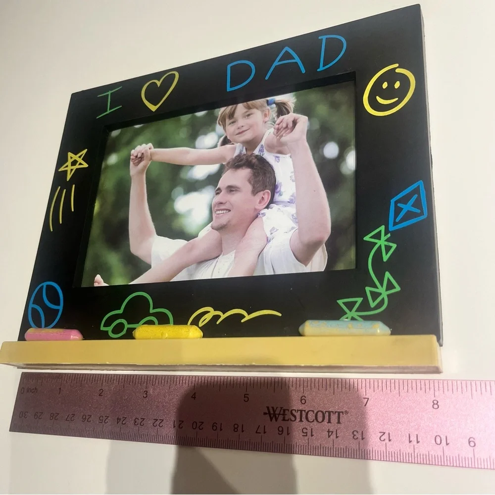 Vintage I ♥ Dad Chalkboard Photo Frame in Black with Colorful Accents